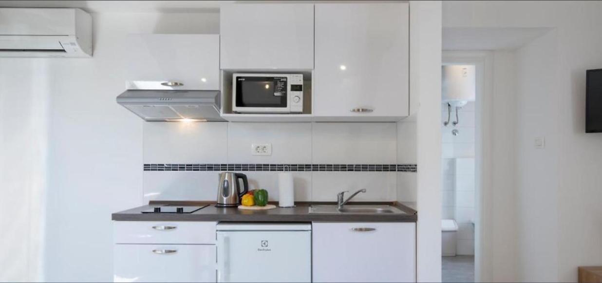 Central Apartments Pula Exterior photo